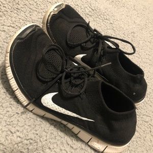 Nike Flyknit Black Running Shoes
